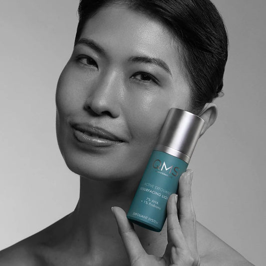 QMS - EXFOLIANT SYSTEM 7% AHA Active Exfoliant Resurfacing Liquid