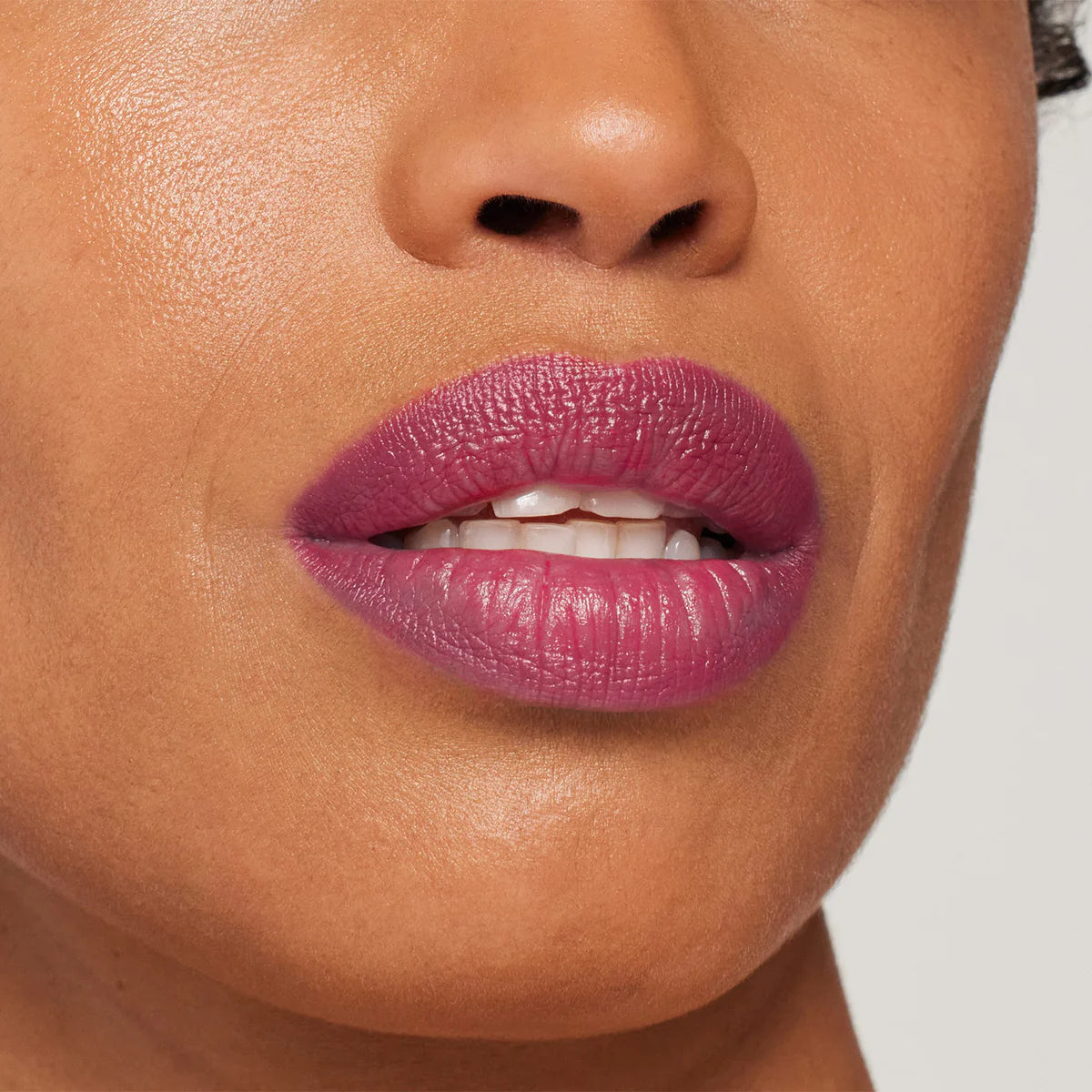jane iredale - ColorLuxe Hydrating Cream Lipstick - Mulberry