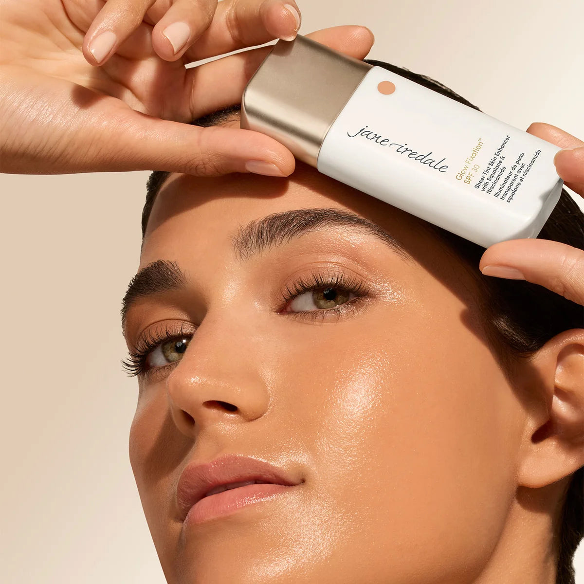 jane iredale - Glow Fixation SPF 30 Sheer Tint Skin Enhancer -  Light Medium to Medium
